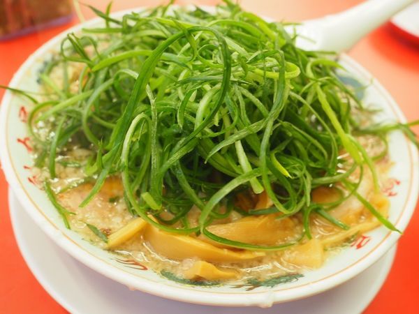 「特製醤油九条ネギラーメン」@ラーメン魁力屋 霧が丘店の写真