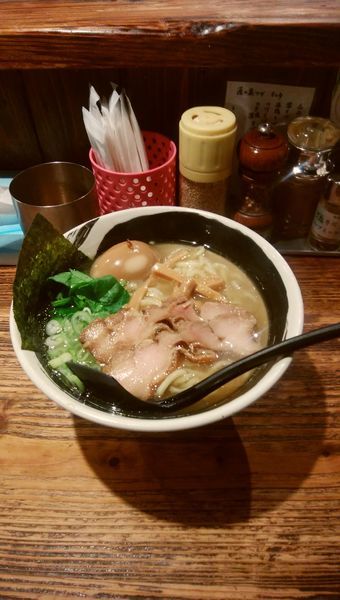 「ラーメン」@麺場 浜虎 横浜店の写真