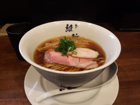 「醤油らぁ麺」@麺や維新の写真