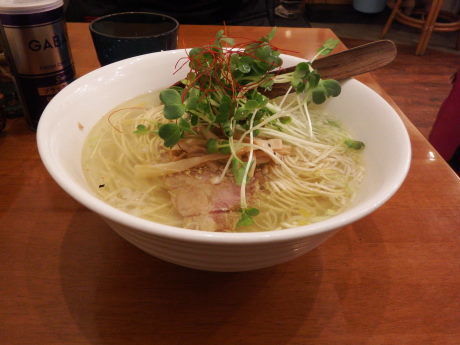 「塩ＳＯＢＡ」@麺屋 Hulu-luの写真