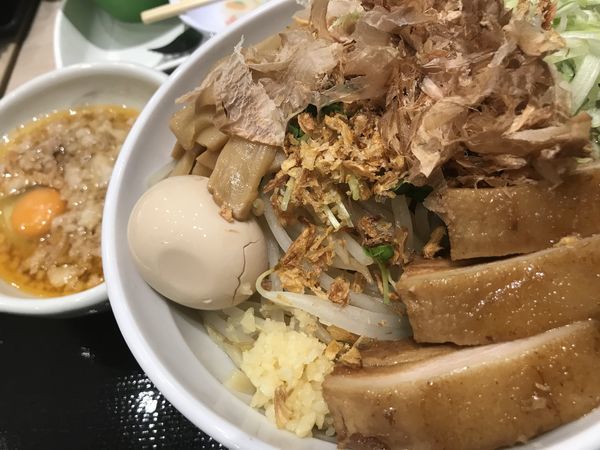 「特製まぜそば 大盛 1,160円」@つけめんTETSU ららぽーと豊洲マリーナキッチン店の写真