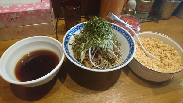 「肉盛つけ蕎麦～冷汁・玉子付き」@馳走麺 狸穴の写真
