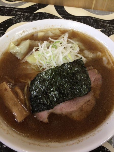 「チャーシューワンタンメン(魚介・平打麺)」@寺カフェ 中華そば水加美の写真