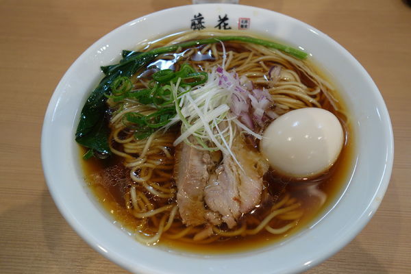 「味玉　醤油らぁ麺」@支那蕎麦屋 藤花の写真