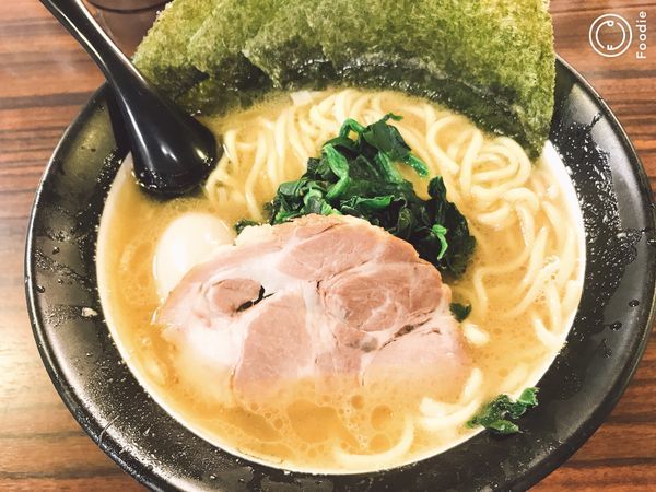 「らーめん(太麺)」@百麺 中目黒店の写真