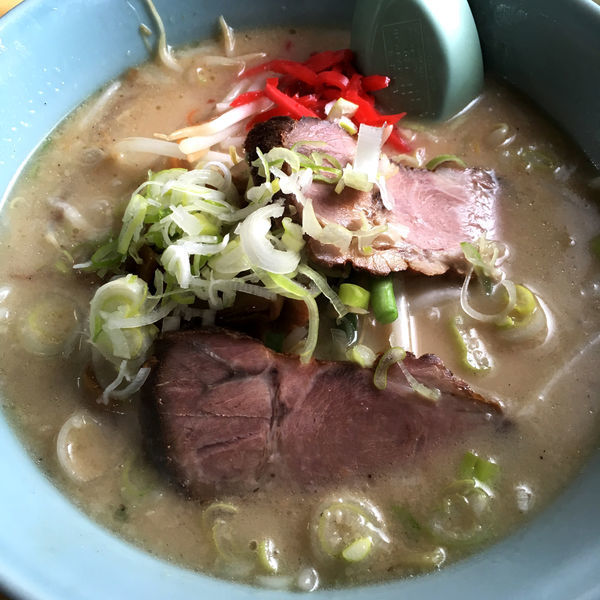 「とんこつラーメン　700円」@かんちゃんの写真