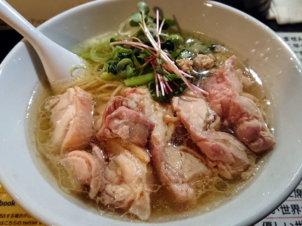 「塩生姜らー麺＋肉増し」@塩生姜らー麺専門店 MANNISHの写真