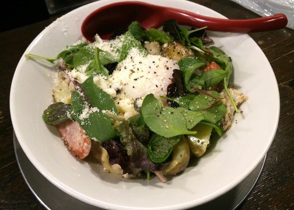 「カルボ和えそば」@立ち呑み居酒屋 金町製麺の写真