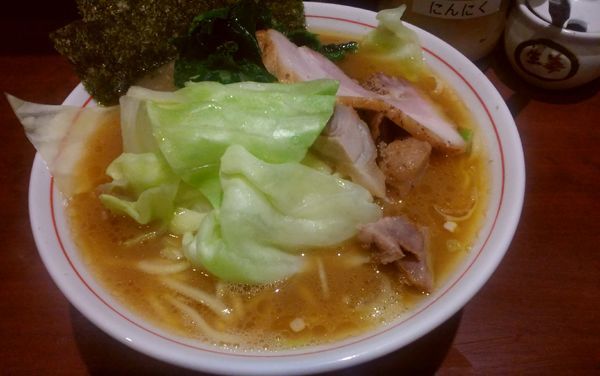 「ラーメン(ばら肉)＋キャベツ」@らーめん飛粋の写真