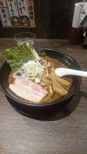 「こってりラーメン」@節骨麺たいぞう 池袋本店の写真