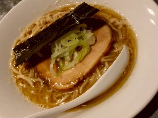 「豚骨らあめん(並盛・130g)800円」@らぁめん家 有坂の写真