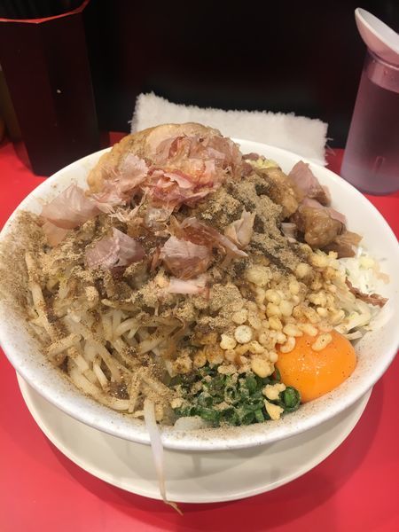 「まぜそば ヤサイちょいマシ➕ニンニク ➕ アブラ➕ショウガ」@用心棒の写真