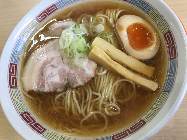 「煮干しらーめん」@煮干鰮らーめん 圓 名古屋大須店の写真