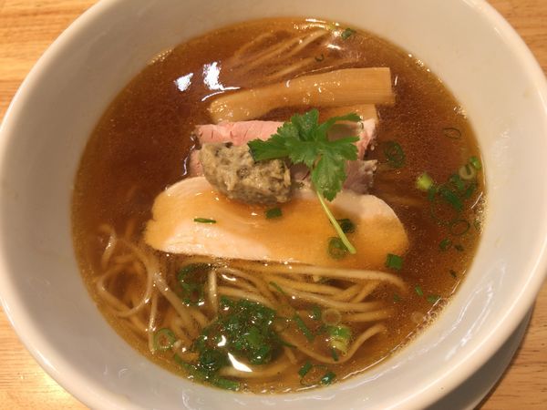 「ポルチーニ茸香る煮干し醤油らぁめん」@麺家 獅子丸の写真