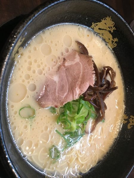 「豚骨ラーメン」@博多風龍 秋葉原2号店の写真