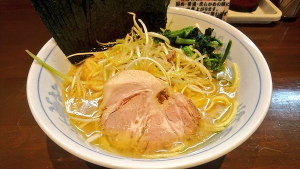 「ネギラーメン(麺硬め･味濃いめ)+海苔」@横浜家系ラーメン 中島家の写真