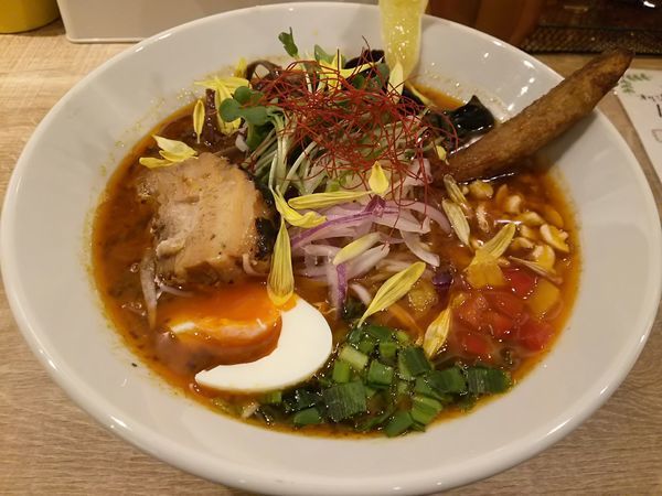 「スパイスラーメン」@スパイスラーメン 点と線.の写真