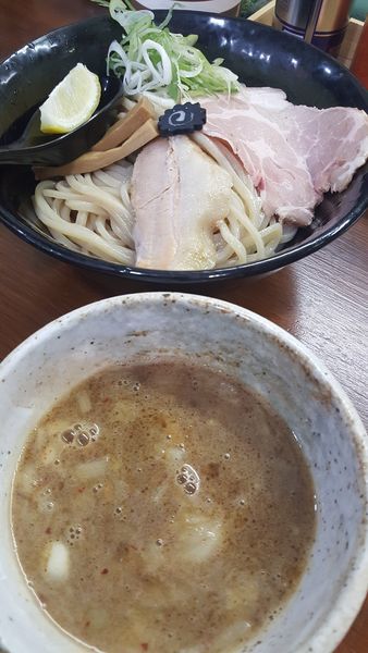 「豚鰹つけ麺大盛」@らーめん 虎テツの写真