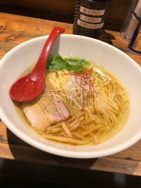 「塩ラーメン」@麺屋 翔 西新宿本店の写真
