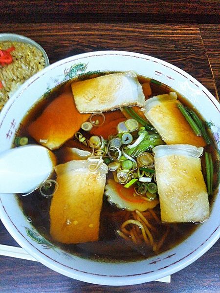 「濃口チャーシュー麺750円＋半チャーハン250円」@ラーメン 枡はんの写真