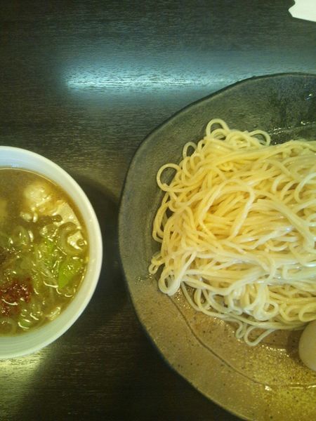 「鶏と柚子の塩つけ麺（味玉付き）」@つけ麺 本丸 柳津店の写真