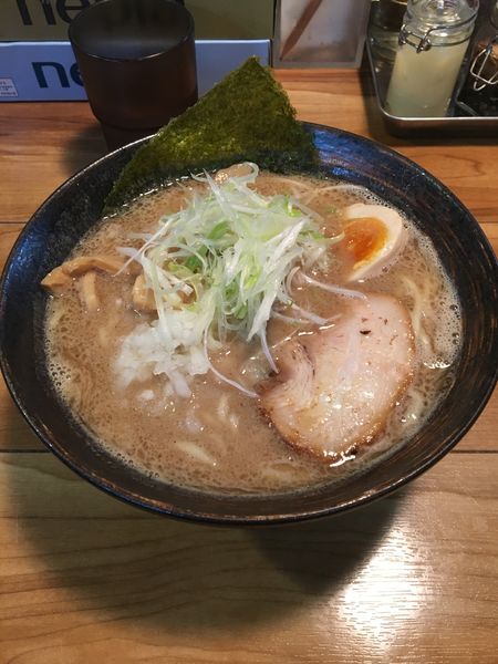 「濃厚中華そば」@清勝丸 相模大野店の写真