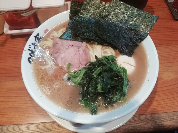 「味玉ラーメン（中盛、850円）」@横浜家系ラーメン つばさ家 立川店の写真