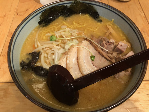 「味噌チャーシューメン 1,050円」@白樺山荘 北海道ラーメン道場店の写真