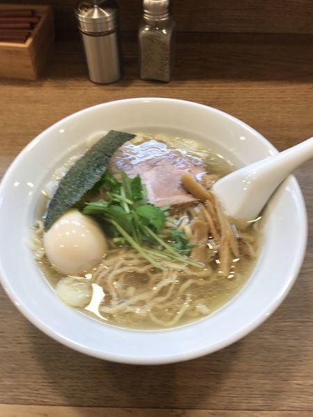 「塩 たまご 830円」@らぁめん山と樹の写真
