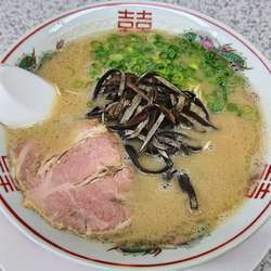豚骨ラーメン（こなおとし）700　替玉（バリカタ）100
