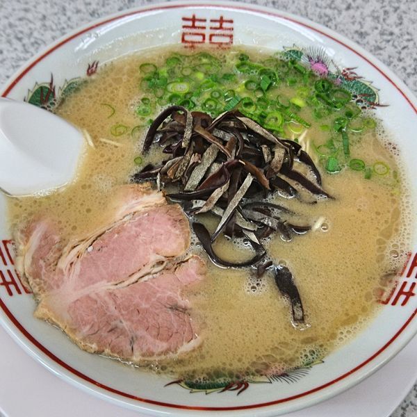 「豚骨ラーメン(こなおとし)700 替玉(バリカタ)100」@ラーメン池田の写真