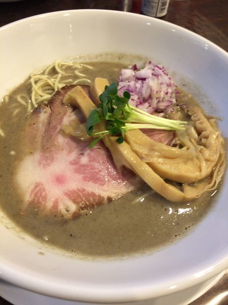 「【限定】煮干しそば」@ろく月の写真