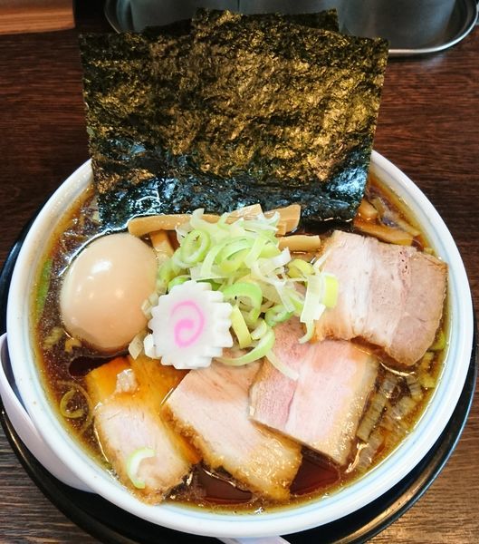 「特製醤油煮干そば」@東京煮干中華そば 三三㐂 大森の写真