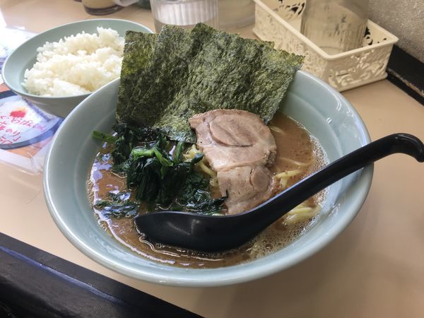 「ラーメン 並」@横浜家系ラーメン田中の写真