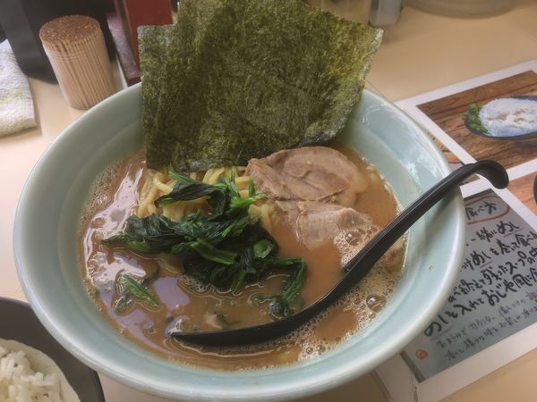 「ラーメン」@横浜家系ラーメン田中の写真