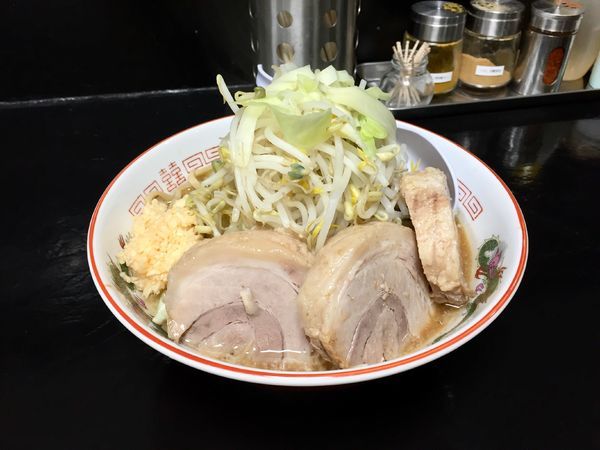 「味変ラーメン」@肉だしラーメン 濃い豚の写真
