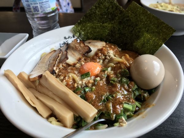 「油そば【全部のせ、大盛】」@ばーばら 美合店の写真