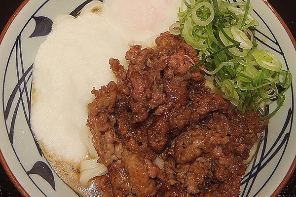 「牛とろ玉うどん(大)」@丸亀製麺 ララガーデン春日部店の写真