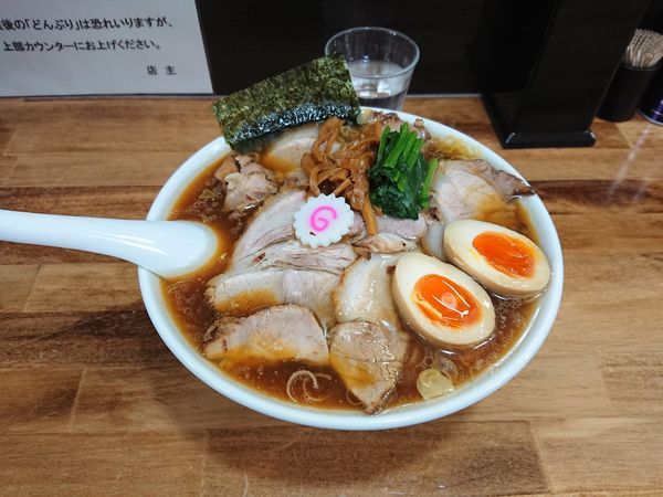 「しょうゆチャーシュー麺＋味玉」@オランダ軒の写真