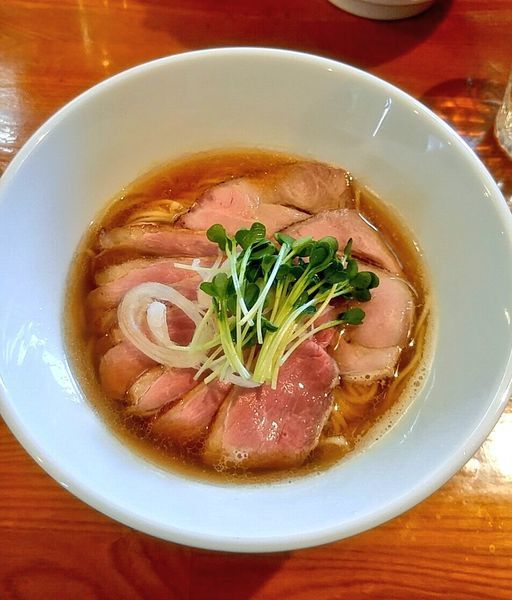 「チャーシュー濃厚煮干しそば醤油　1000円」@らぁ麺 こむぎの写真
