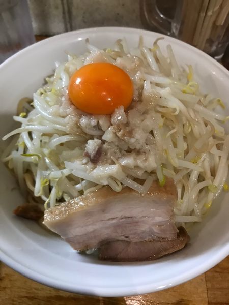 「まぜそば（塩・大盛）＋ヤサイ・アブラ・カラメ」@麺処 MAZERUの写真