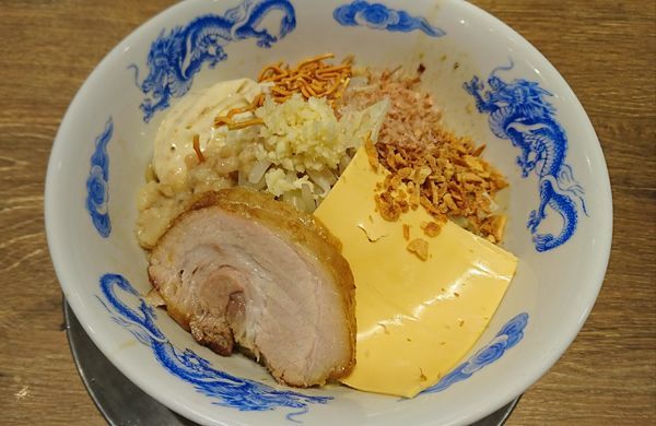 「まぜそば(玉子なし)680円」@ジャンクガレッジ 狭山店の写真