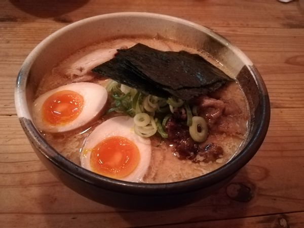 「4/20特製鶏白湯中盛300グラム1,000円」@吉田製麺店の写真