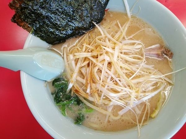 「ネギラーメン」@ラーメン山岡家 千葉鎌ヶ谷店の写真