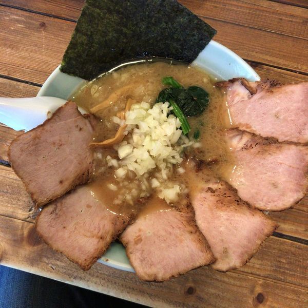 「地どりらーめん700円+チャーシュー6枚300円」@地どりラーメンの写真