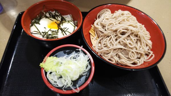 「とろろ丼セット」@名代 富士そば 大宮東口店の写真