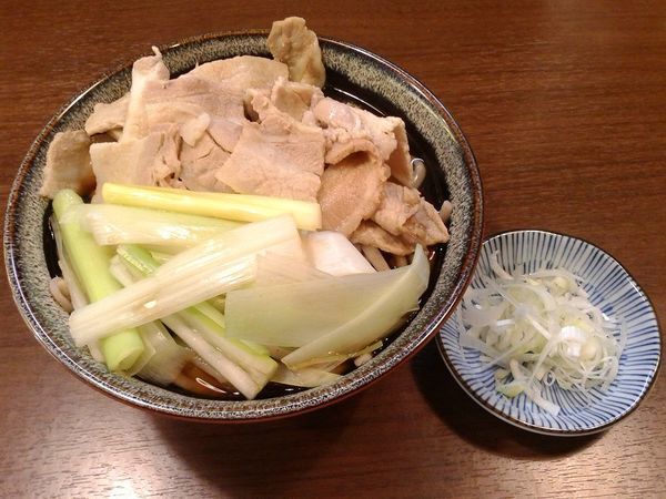 「肉南蛮そば(中) 900円」@蕎麦処 カドマニアの写真