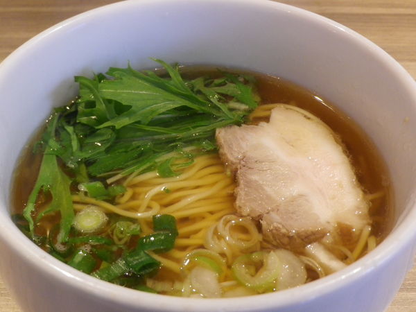 「ラーメン+金ぎょうざ」@公珠の写真