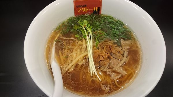 「醤油らぁ麺」@牛骨らぁ麺マタドール ANNEXの写真