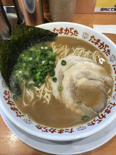 「らぁめん+替玉（¥710+¥100）」@九州大分らぁめん たまがった 西口店の写真